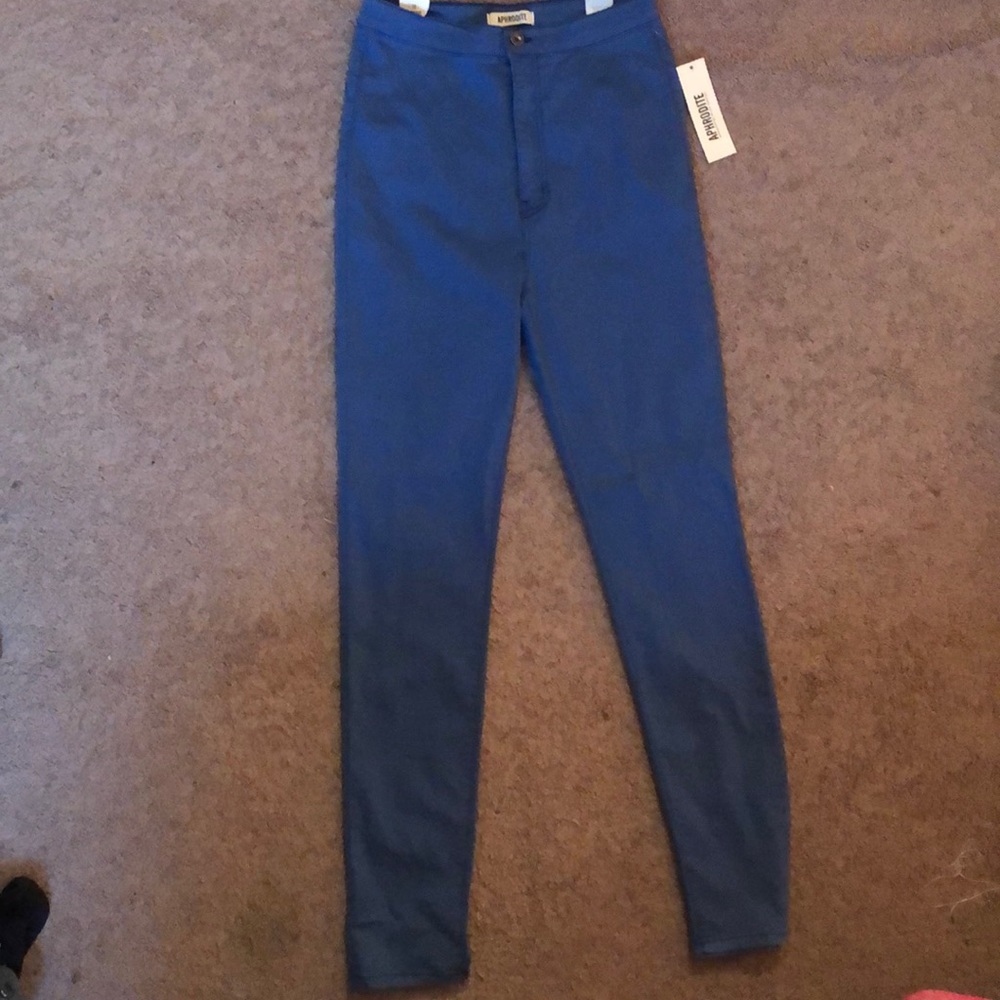 Brand New Bright Blue Skinny Jeans! 😍🦋